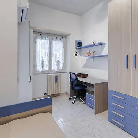 Pirhouse Apartment Rom